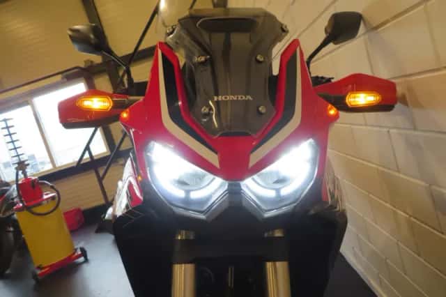 Honda CRF 1100 AFRICA TWIN (2020) thumbnail 4