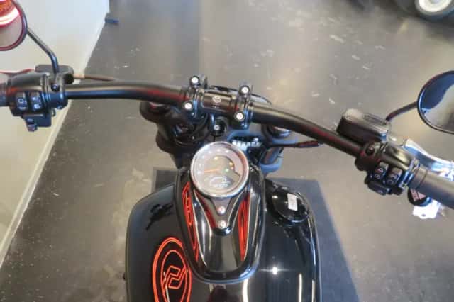 Harley-Davidson FAT BOB 114 (2024) thumbnail 5