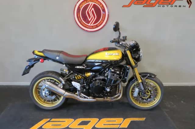 Kawasaki Z900RS (2024) thumbnail 1