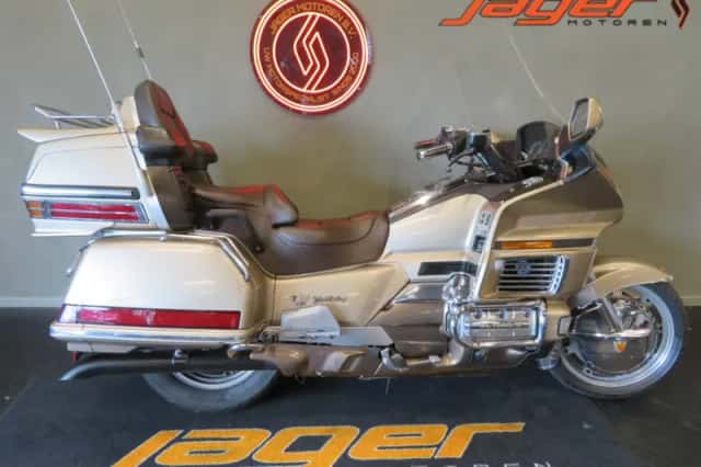 Honda GL 1500 GOLDWING (1988) thumbnail 1