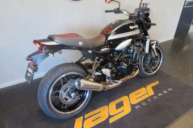 Kawasaki Z900RS (2021) thumbnail 3