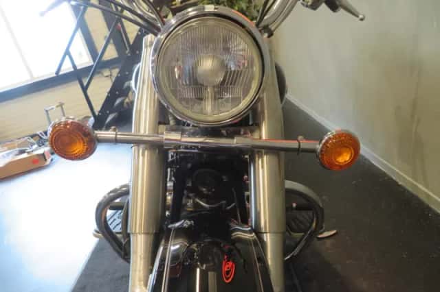 Yamaha XVS 650 Drag Star Classic (2004) thumbnail 4