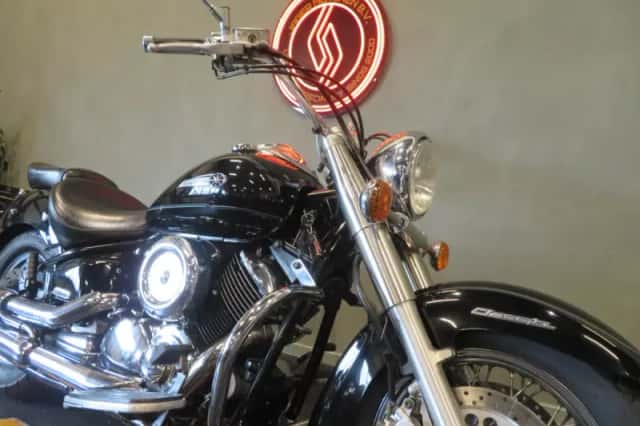 Yamaha XVS 650 Drag Star Classic (2004) thumbnail 5