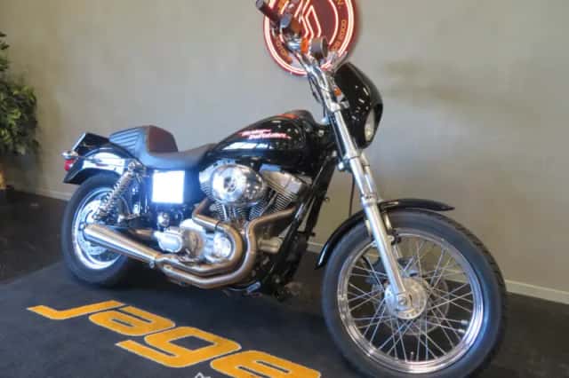 Harley-Davidson Super Glide FXDI DYNA (2004) thumbnail 2