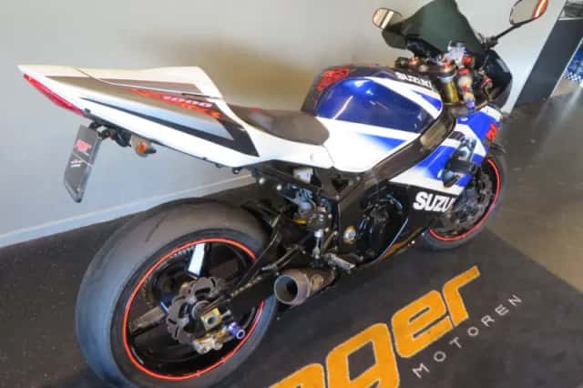 Suzuki GSX-R1000 (2003) thumbnail 3