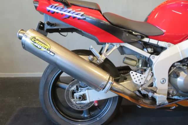 Kawasaki Ninja (1999) thumbnail 2