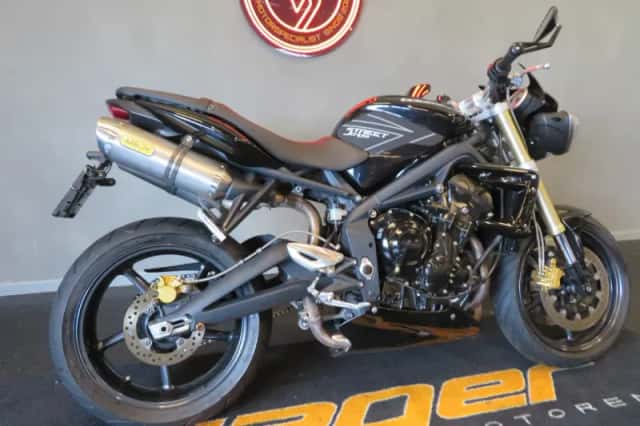Triumph Street Triple 675 (2013) thumbnail 3