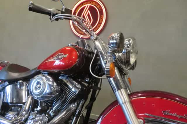 Harley-Davidson Softail (2008) thumbnail 5