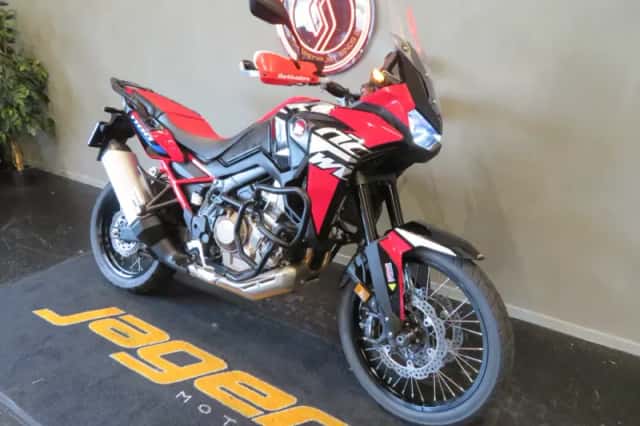 Honda CRF 1100 AFRICA TWIN (2024) thumbnail 2