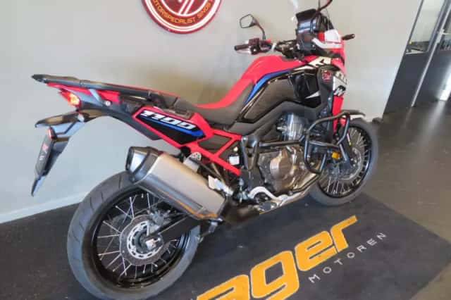 Honda CRF 1100 AFRICA TWIN (2024) thumbnail 3