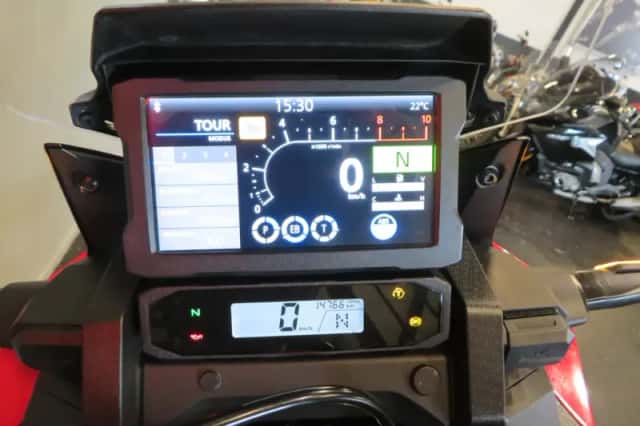 Honda CRF 1100 AFRICA TWIN (2024) thumbnail 6