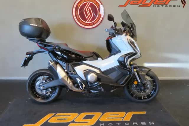 Honda X-ADV (2024) thumbnail 1