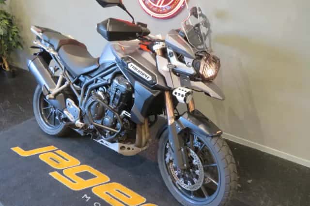 Triumph Tiger 1200 EXPLORER XC (2012) thumbnail 2
