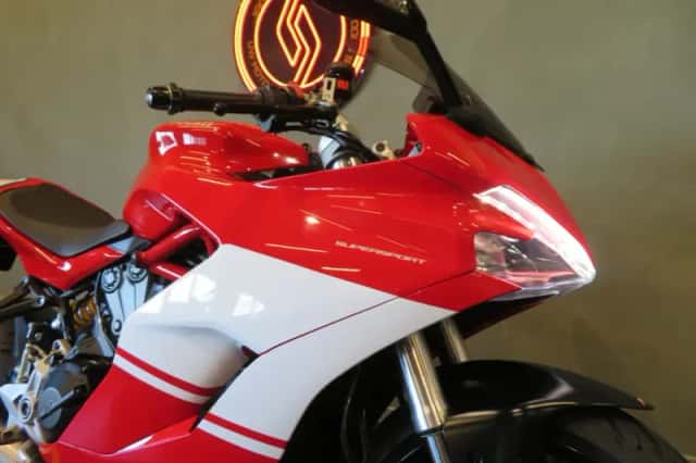 Ducati Supersport (2018) thumbnail 5