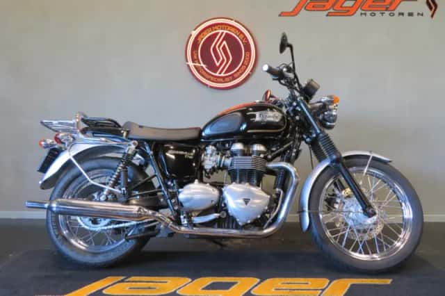 Triumph Bonneville T100 (2017) thumbnail 1