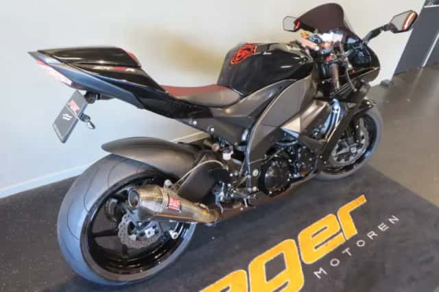 Kawasaki Ninja ZX-10R (2008) thumbnail 3
