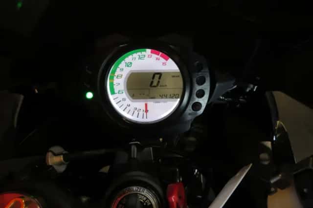 Kawasaki Ninja ZX-10R (2008) thumbnail 6