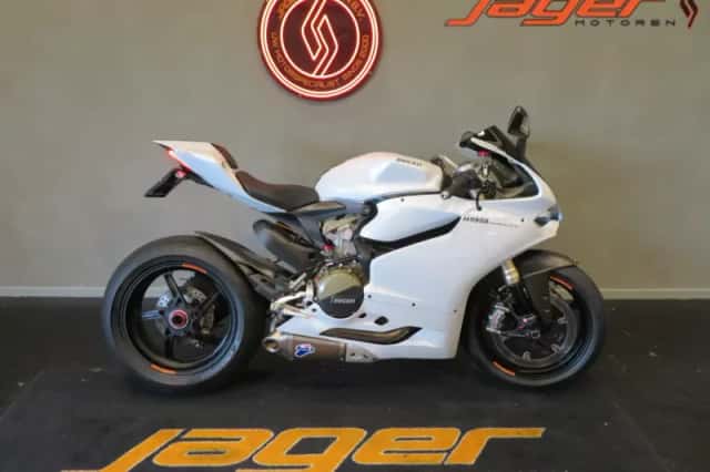 Ducati Supersport (2013) thumbnail 1