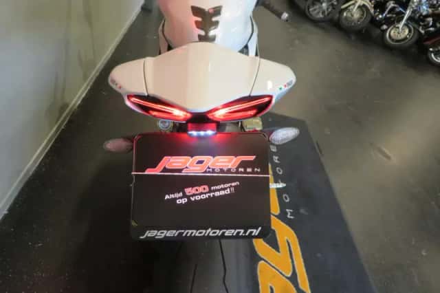 Ducati Supersport (2013) thumbnail 4