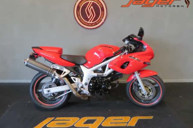Suzuki SV650S (2000) thumbnail 1