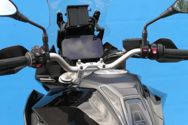 BMW F 900 XR (2024) thumbnail 3