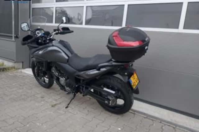 Suzuki V-Strom (2014) thumbnail 4