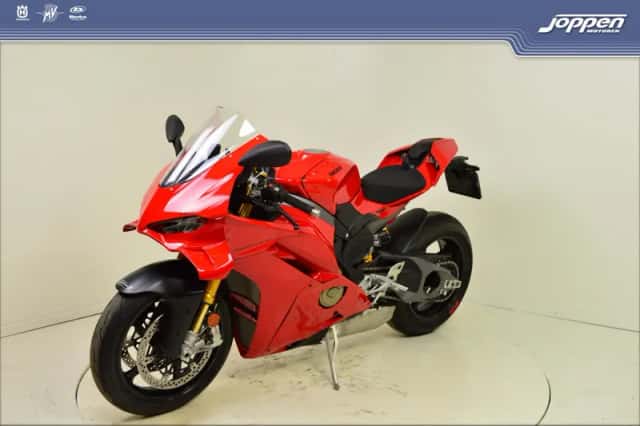 Ducati Panigale V4S (2026) thumbnail 5