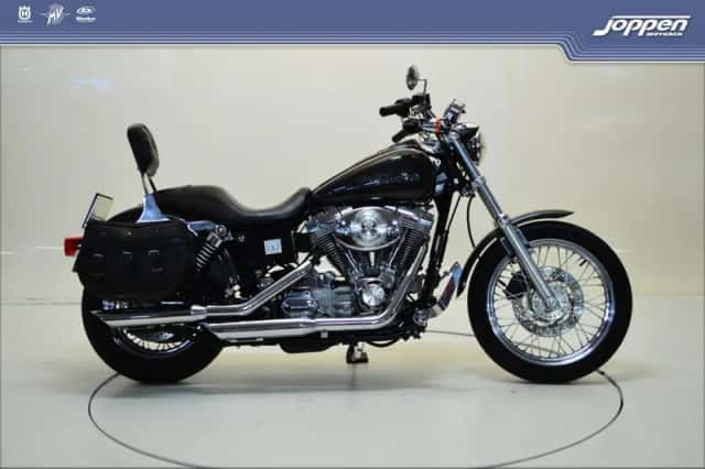 Harley-Davidson Dyna Super Glide Custom (2005) thumbnail 1