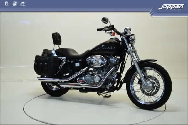 Harley-Davidson Dyna Super Glide Custom (2005) thumbnail 2