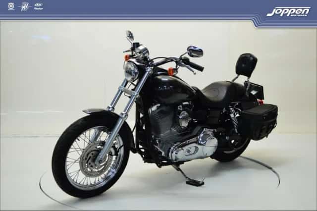Harley-Davidson Dyna Super Glide Custom (2005) thumbnail 5
