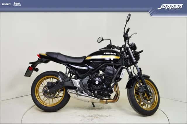 Kawasaki Z 650 RS (2025) thumbnail 1