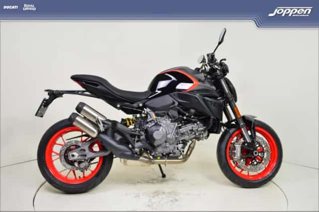 Ducati Monster V2 (2026) thumbnail 1