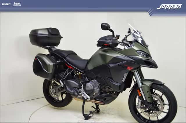 Ducati Multistrada V2 S (2026) thumbnail 2