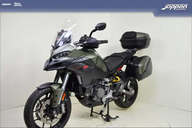 Ducati Multistrada V2 S (2026) thumbnail 5
