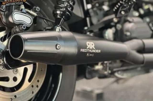 Harley-Davidson Street Bob (2014) thumbnail 3