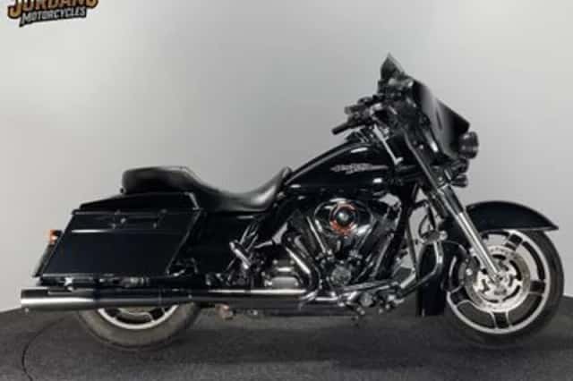 Harley-Davidson Street Glide (2013) thumbnail 1