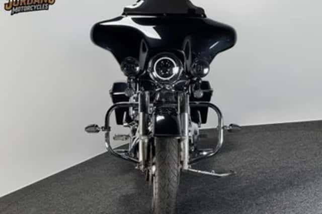 Harley-Davidson Street Glide (2013) thumbnail 3