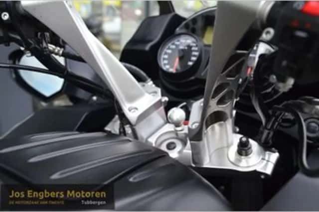 Kawasaki 1400 GTR (2009) thumbnail 5