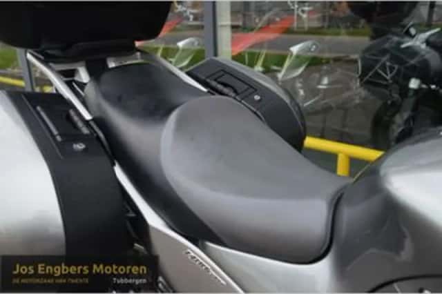 Kawasaki 1400 GTR (2009) thumbnail 6