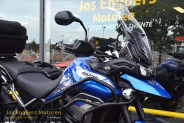 Triumph Tiger 900 (2023) thumbnail 2