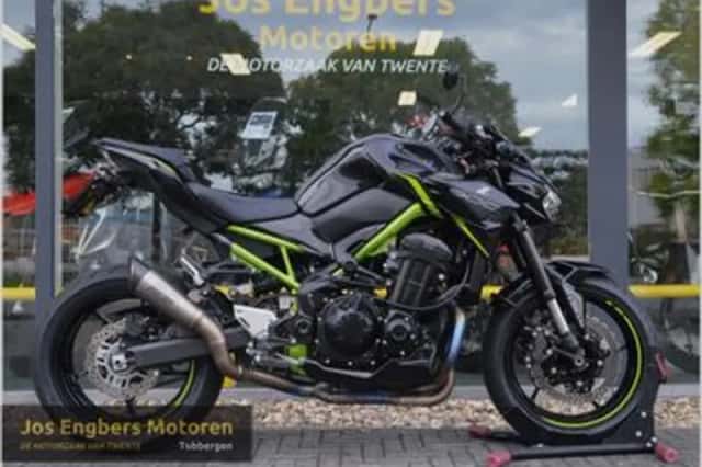 Kawasaki Z900 (2022) thumbnail 1