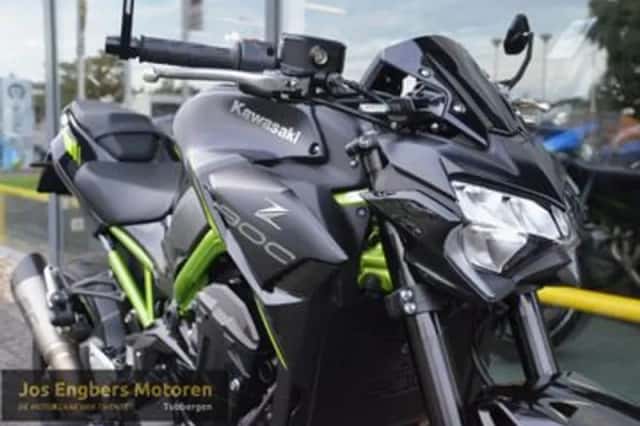 Kawasaki Z900 (2022) thumbnail 3