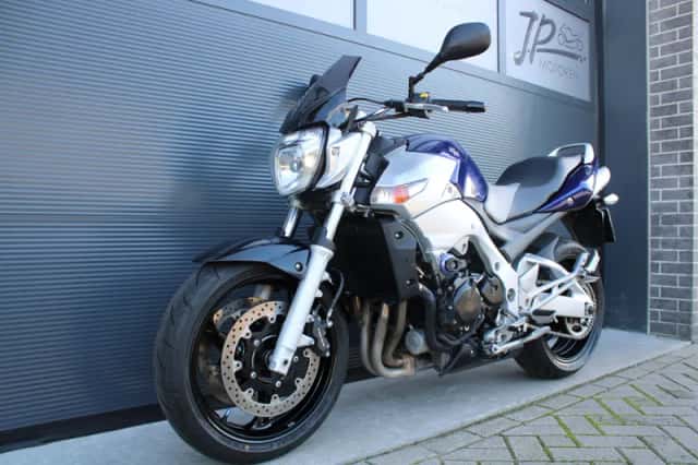 Suzuki GSR600 (2007) thumbnail 1