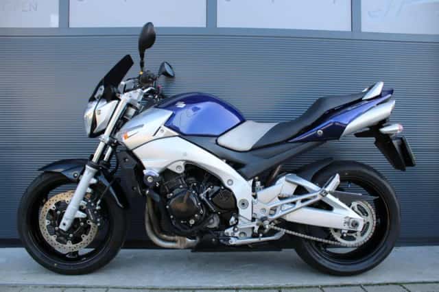Suzuki GSR600 (2007) thumbnail 3