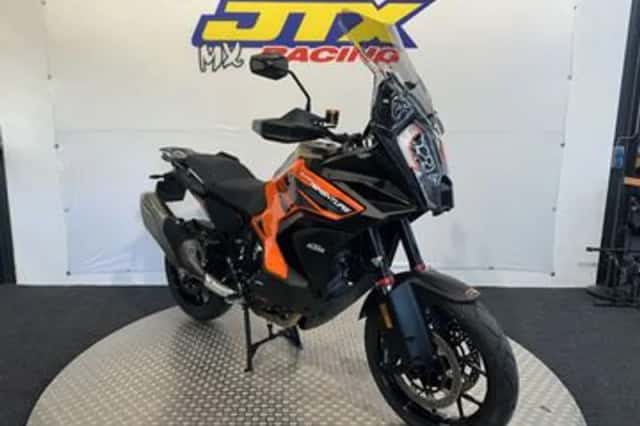 KTM 1290 Super Adventure (2021) thumbnail 2