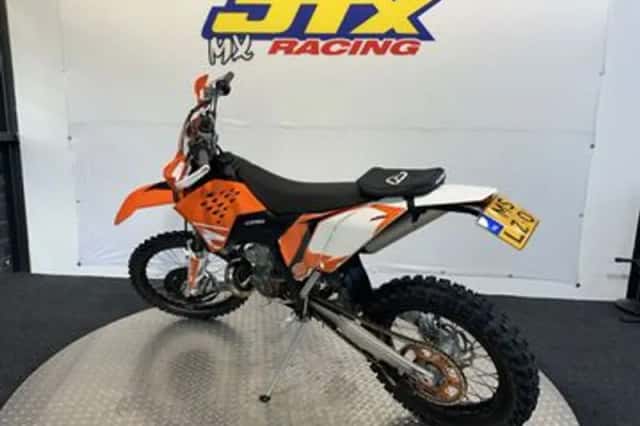 KTM 250 EXC (2008) thumbnail 5