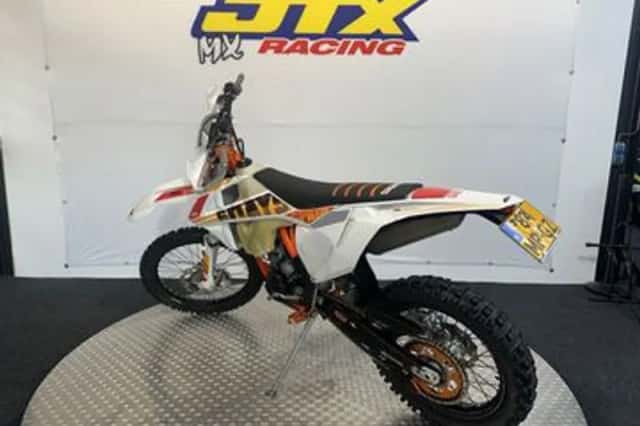 KTM 350 EXC-F SIX Days (2017) thumbnail 5