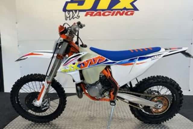 KTM 250 EXC TPI Six Days (2022) thumbnail 6