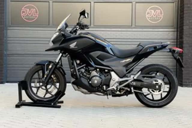 Honda NC750X (2016) thumbnail 4