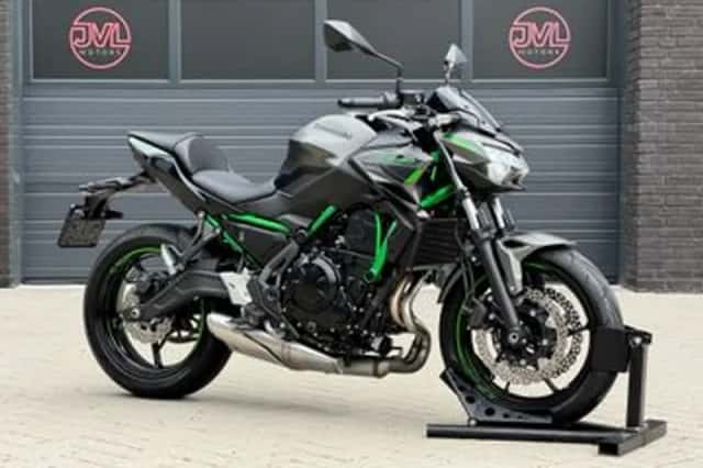 Kawasaki Z650 (2023) thumbnail 1